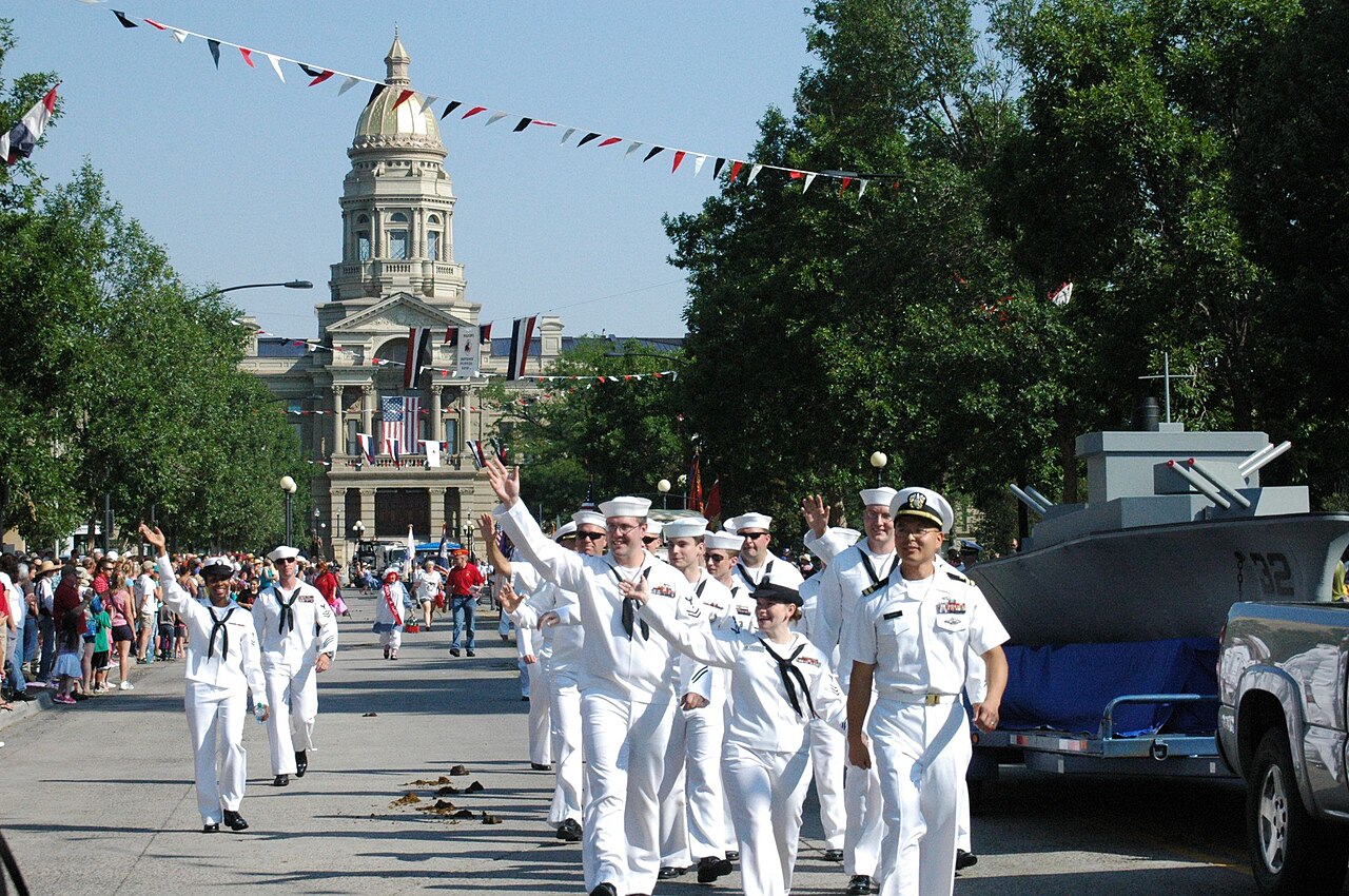 CHEYENNE, Wyoming (July 19, 2014) Lt. Cmdr. Chad Tidwell leads Sailors assigned to Navy Operational Support Center (NOSC) Cheyenne in the opening parade for Frontier Days, an annual event held in Cheyenne since 1897. (U.S. Navy photo by Cmdr. Brenda Steele MacCrimmon/Released) 140719-N-JG531-826 Join the conversation www.facebook.com/USNavy www.twitter.com/USNavy