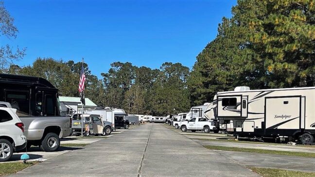 RV campers parked at Lakeside RV Resort