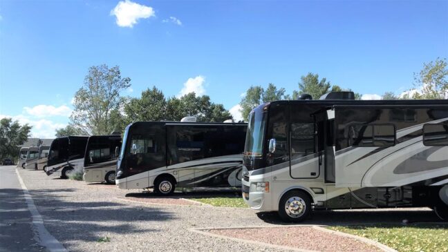 Motorhomes parked at Cedar City RV Resort