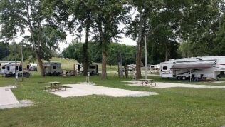 RV Camping at Muncie RV Resort