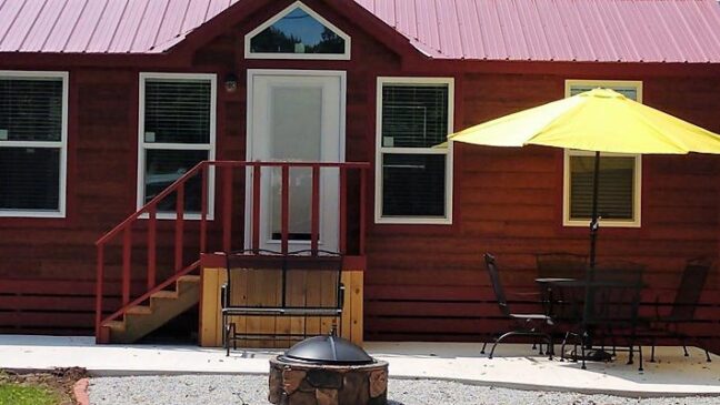 Cabin rental at Muncie RV Resort