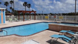 Large outdoor swimming pool at Rockport RV Resort