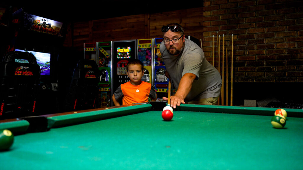 Pearl Lake Bar and Grill