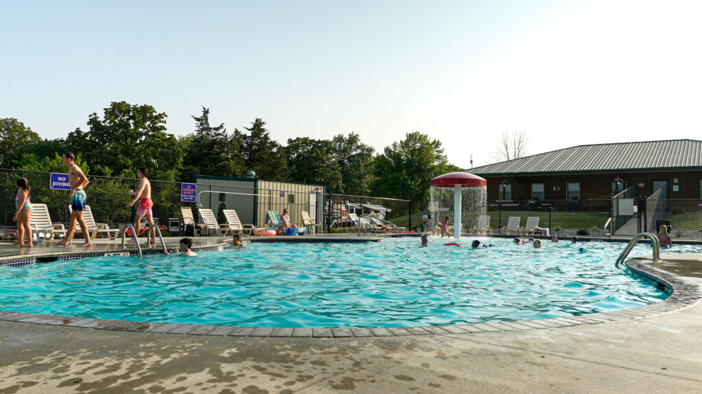Water Park – Pool and Splash Pad