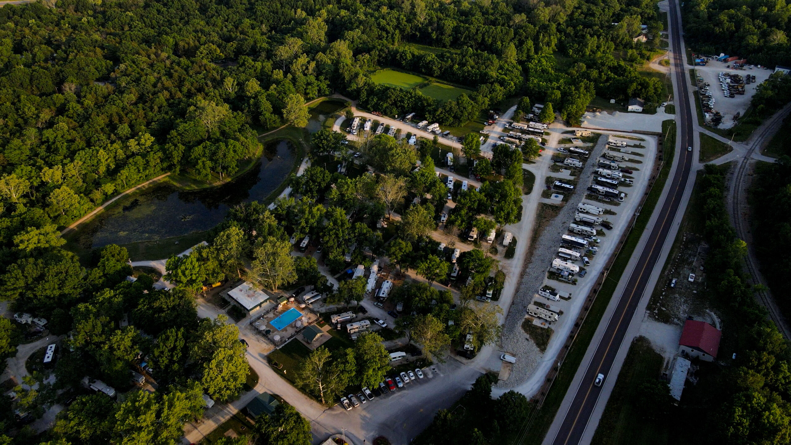 Aerial View of Pin Oak RV Resort Campground near Villa Ridge MO