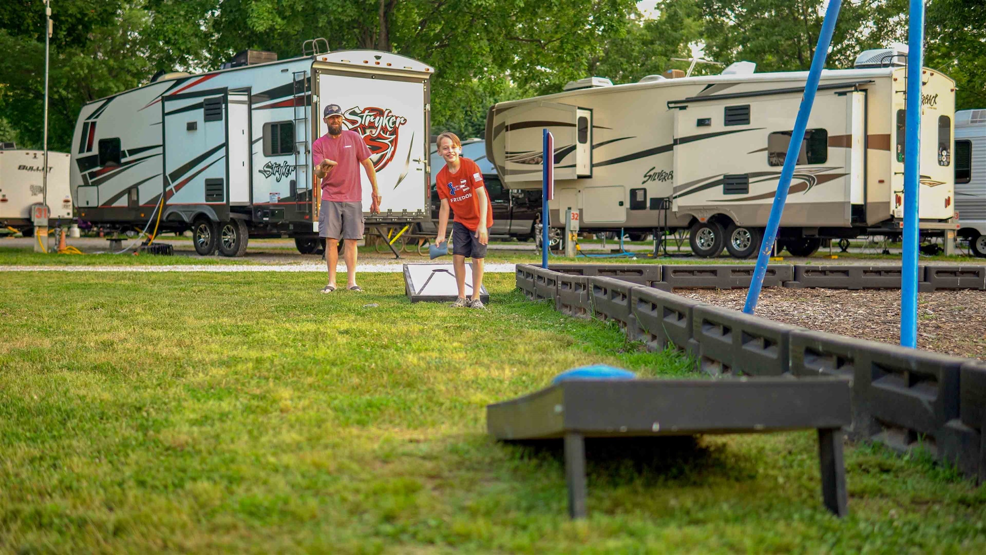 RV sites at Clarksville RV Resort in Clarksville, TN