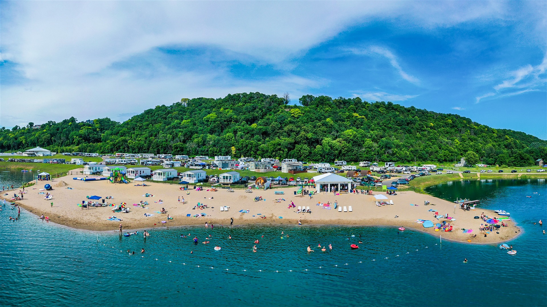 Year-Round RV Parks Near Hazel Green, WI