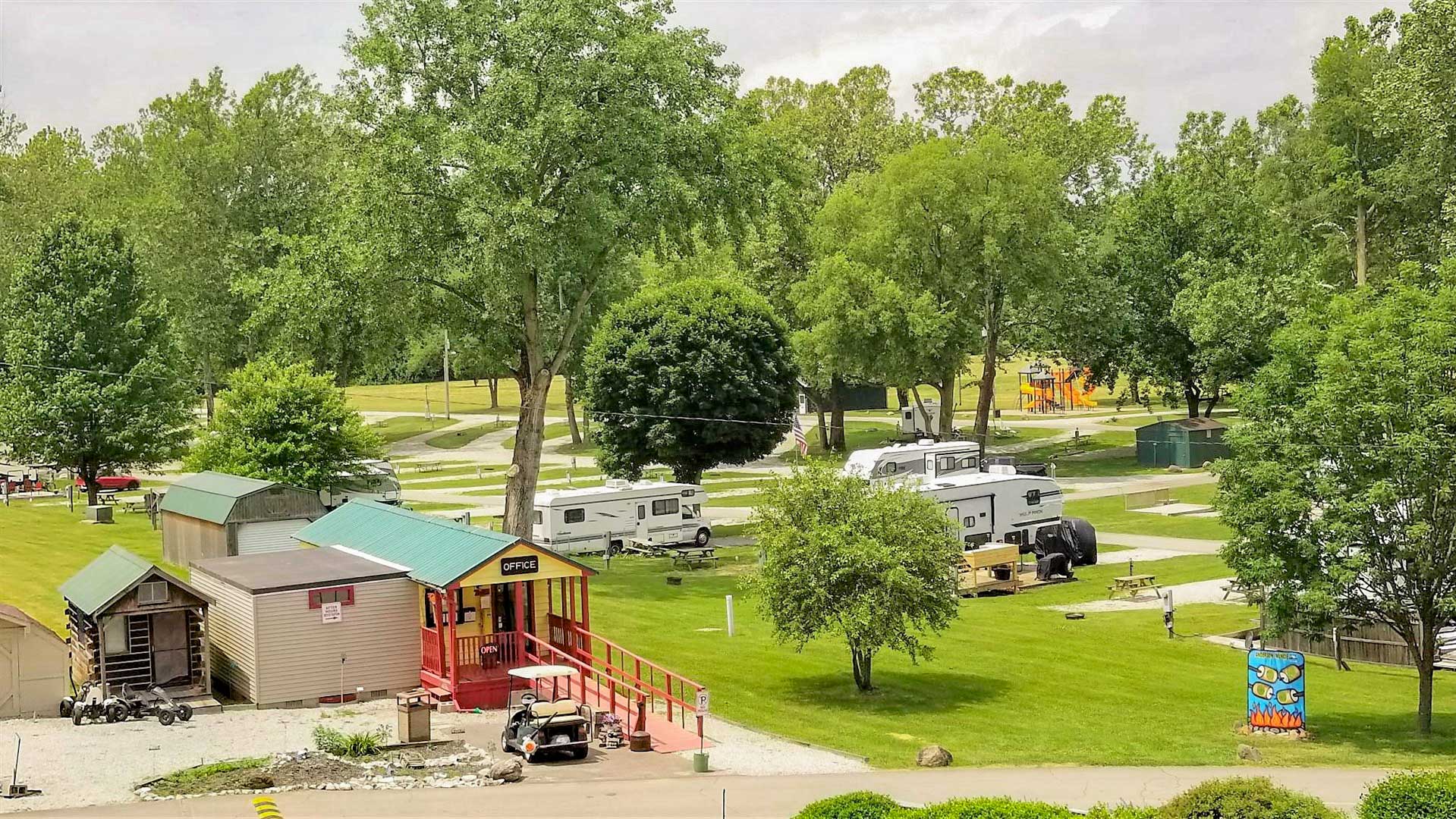 RV sites at Muncie RV Resort in Anderson, IN