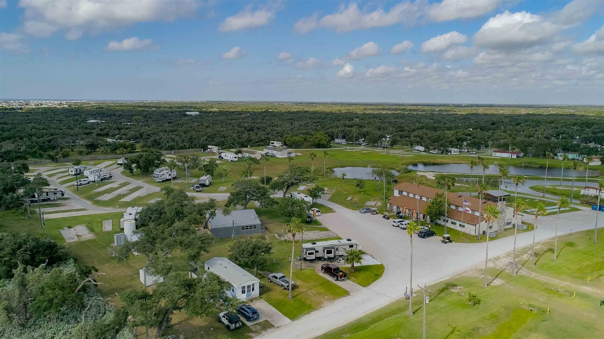 Best Campgrounds Near Rockport, TX