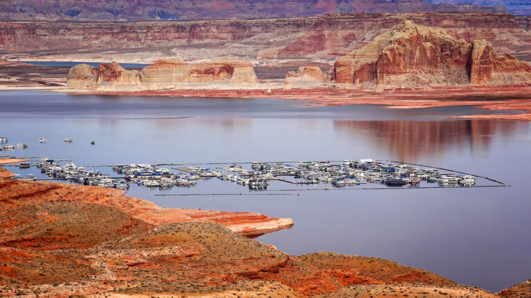 Lake Powell Marina